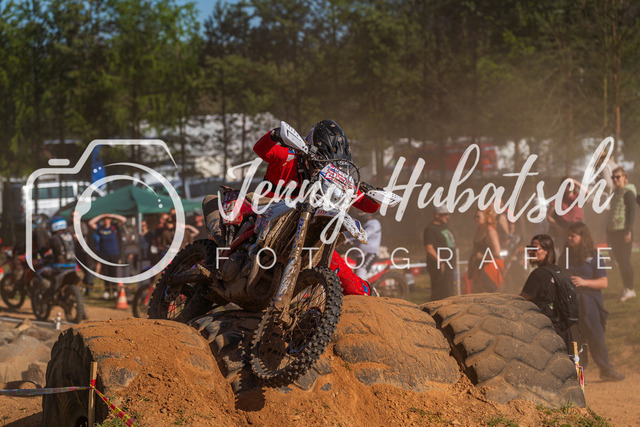 JHF.ECHT.4h.Samstag181 | jennyhubatsch-endurofotografie