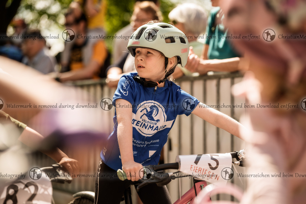 Eierlesen 2026 | Sie wurden bei einem Event oder Sportanlass fotografiert? Hier finden sie ihre Bilder! - Realisiert mit Pictrs.com