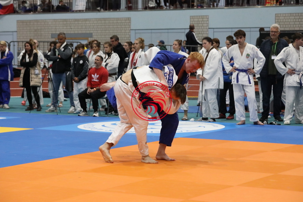 1J7A2396 | Fotos vom Adler Cup - Pictures from Adler Cup

Hier findet Ihr alle Eindrücke und großen Momente der Adler Cup Wochenenden. Here you will find all impressions and great moments of the Adler Cup weekends. - Realisiert mit Pictrs.com