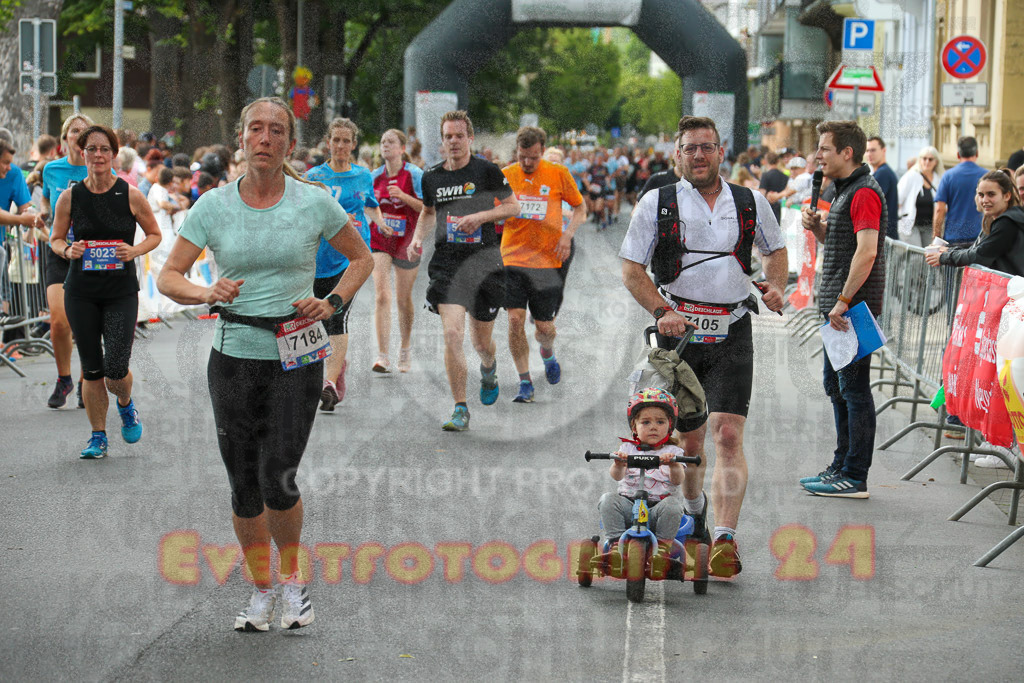 220610_1805_EX1_6479 | Sportfotografie im Rhein-Sieg Kreis, Köln, Bonn, NRW, Rheinland Pfalz, Hessen, etc. Unser Tätigkeitsfeld umfasst den Laufsport vom Volkslauf über den Marathon, Duathlon, Triathon bis zum Ultralauf wie Kölnpfad Ultra oder Schindertrail.