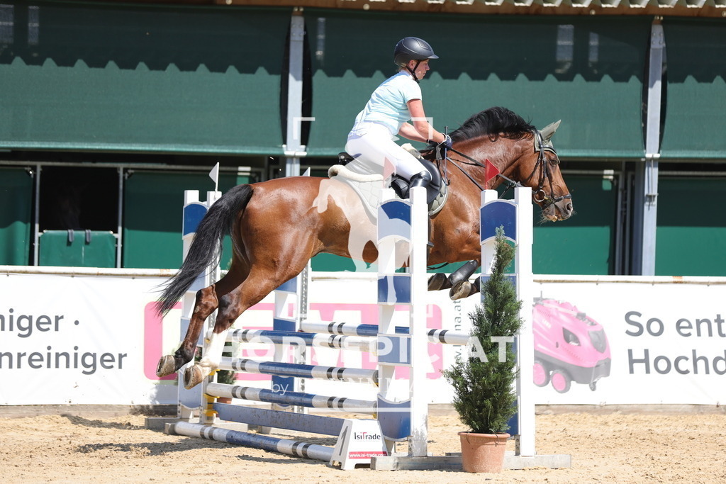 0P6A6623 | Willkommen bei Brunnmayr - Design & Fotografie – Ihrem Spezialisten für Reitturniere und Pferdeveranstaltungen in Oberösterreich, Salzburg und Bayern! Seit über 17 Jahren sind wir leidenschaftlich dabei.