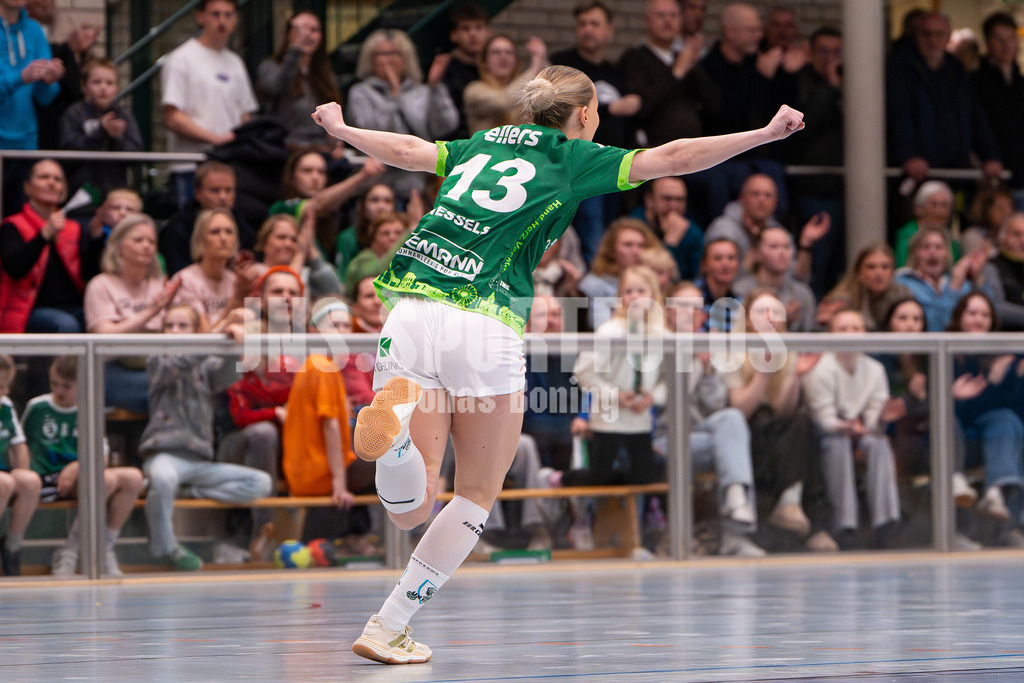 Handball I Frauen I Saison 2025-2026 I 3. Liga Staffel Nord I 20. Spieltag I SC SFN Vechta - SV Henstedt-Ulzburg0041 | jns.sportfotos - Realisiert mit Pictrs.com