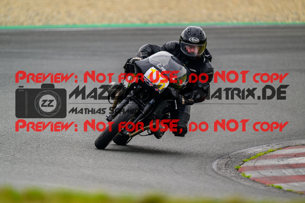 MaZZes_FotoMatrix_240724_6007705_5754 | GELB