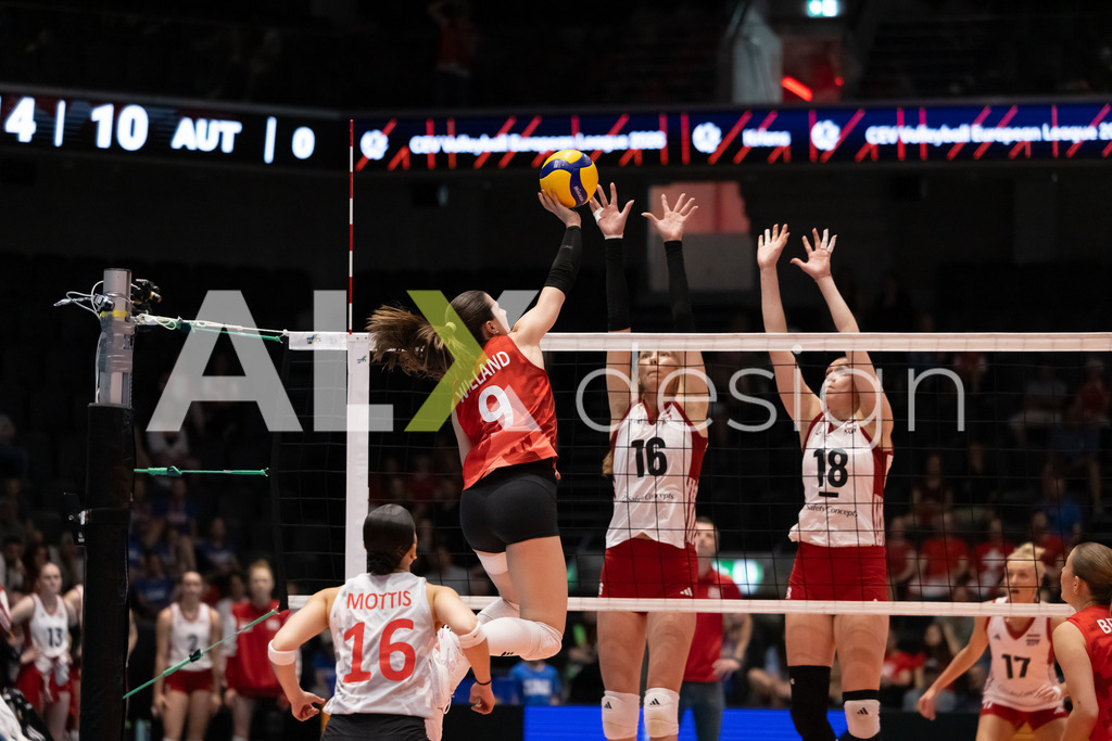 Austria v Switzerland - CEV European League Women | KRIENS, SWITZERLAND - JUNE 14: SARINA WIELAND of Switzerland attack / spike against ANAMARIJA GALIC of Austria and NINA NESIMOVIĆ of Austria double block during the CEV European League match between Austria and Switzerland at Pilatus Arena on June 14, 2026 in Kriens, Switzerland. - Realisiert mit Pictrs.com