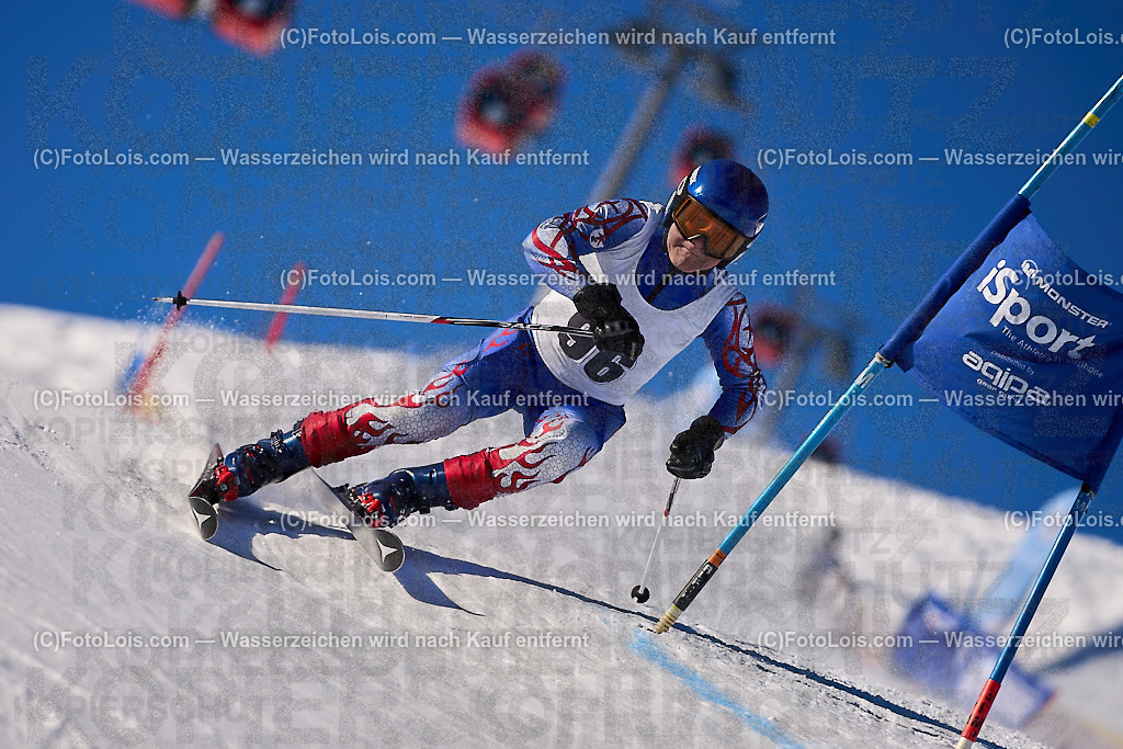 ALP3150_MASTERS-Cup_GS-B Herrn_Weidenauer Guenter | (C)FotoLois.com, Alois Spandl. FIS Masters-Cup Wildschönau, Giant Slalom auf der Piste Schatzberg GS, Siegerehrung auf dem Dorfplatz Niederau, Sa 13. Januar 2024.