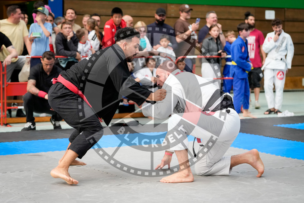 20250920PBB0031 | Athletes compete during the AJP Tour Hamburg International Jiu-Jitsu Championship, on September 20, 2025 in Hamburg, Germany. © Chiara Dazi / photoblackbelt