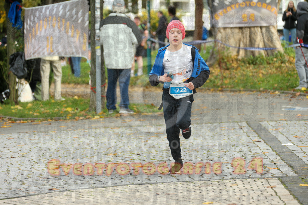 241020_1013_EX1_8238 | Sportfotografie im Rhein-Sieg Kreis, Köln, Bonn, NRW, Rheinland Pfalz, Hessen, etc. Unser Tätigkeitsfeld umfasst den Laufsport vom Volkslauf über den Marathon, Duathlon, Triathon bis zum Ultralauf wie Kölnpfad Ultra oder Schindertrail.