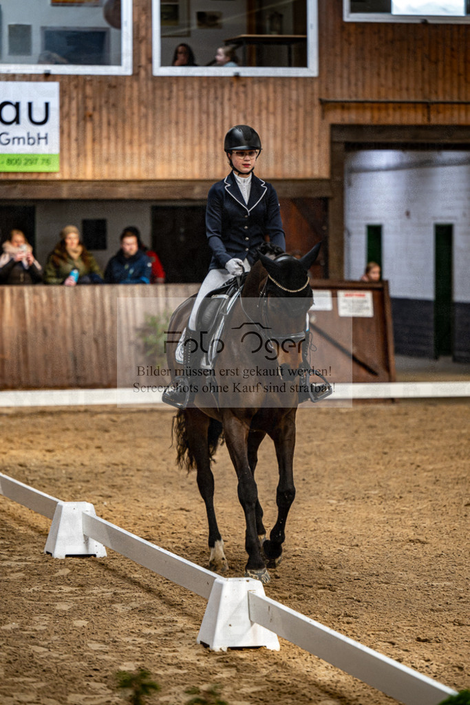 20240310-DOS_9341 | Entdecke hochwertige Reitturnierfotos von Foto Oger. Professionell, emotional und authentisch – jetzt Lieblingsmomente im Shop bestellen.Deutschlandweite Turnierfotografie. - Realisiert mit Pictrs.com