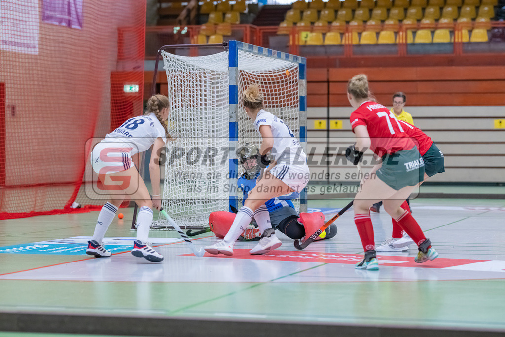 HK_20221126_101689 | 1. Bundesliga ( Halle ) Damen Crefelder HTC - Düsseldorfer HC am 27.11.2022 Crefelder HTC, Krefeld , Gillessen Jana ( Torfrau Crefelder HTC #2 )