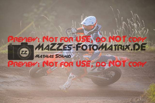 MaZZes_FotoMatrix_220618_8944 | UE40