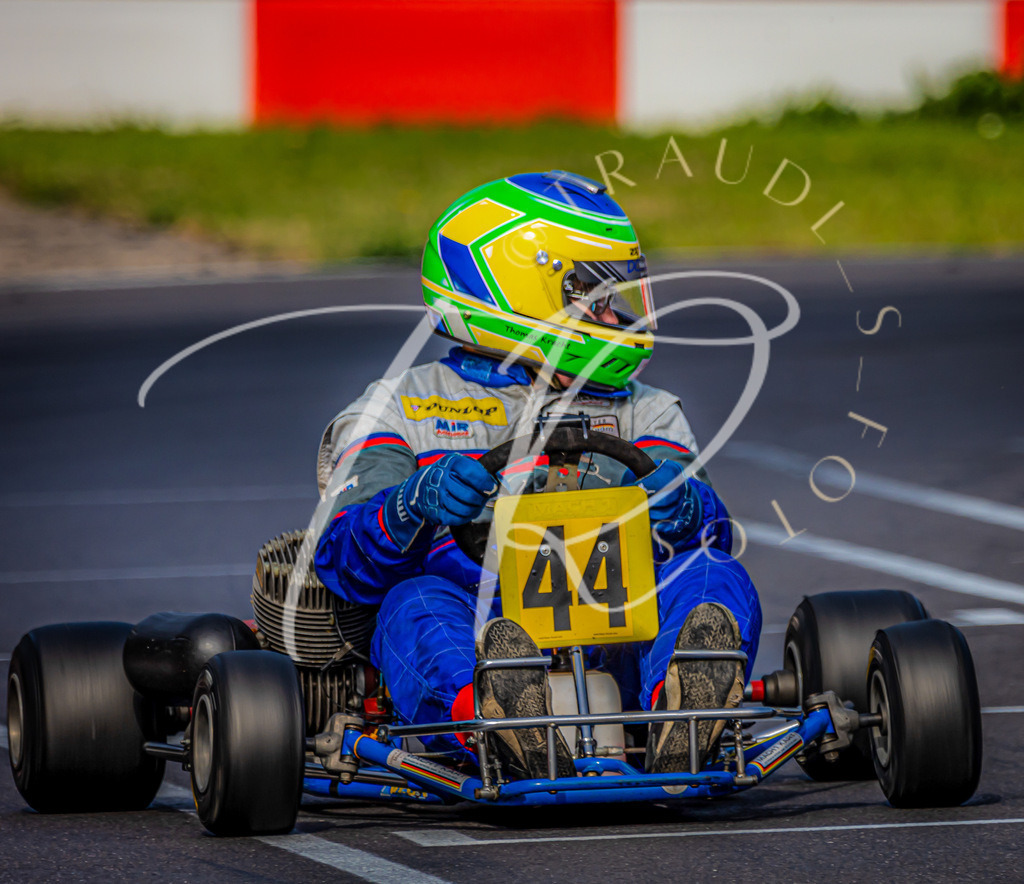 8C2F5F3D-4F50-45A3-8E5F-1EEDE3D4241A | traudl_s_fotos