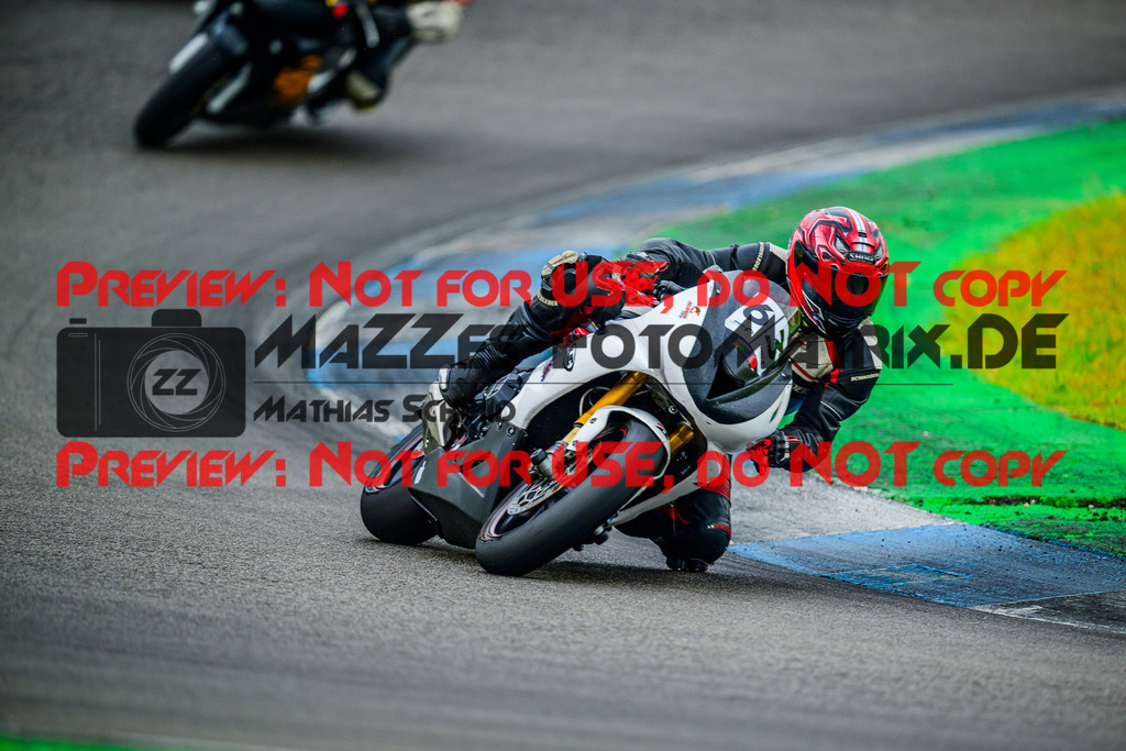 MaZZes_FotoMatrix_240614_6007705_5030 | ROT