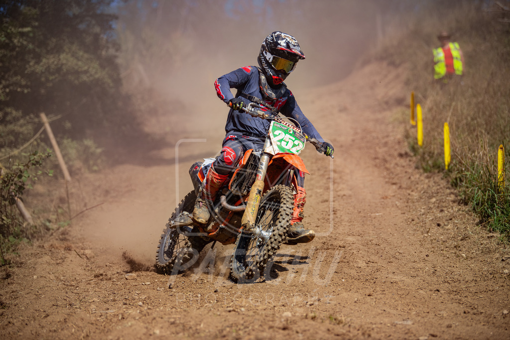 MXO (327) | Paeschuphoto Shop - Wer nicht sucht der auch nicht findet.Ob Motocrossbilder oder von einem besuchtem Spiel, Hauptsache Action. - Realisiert mit Pictrs.com