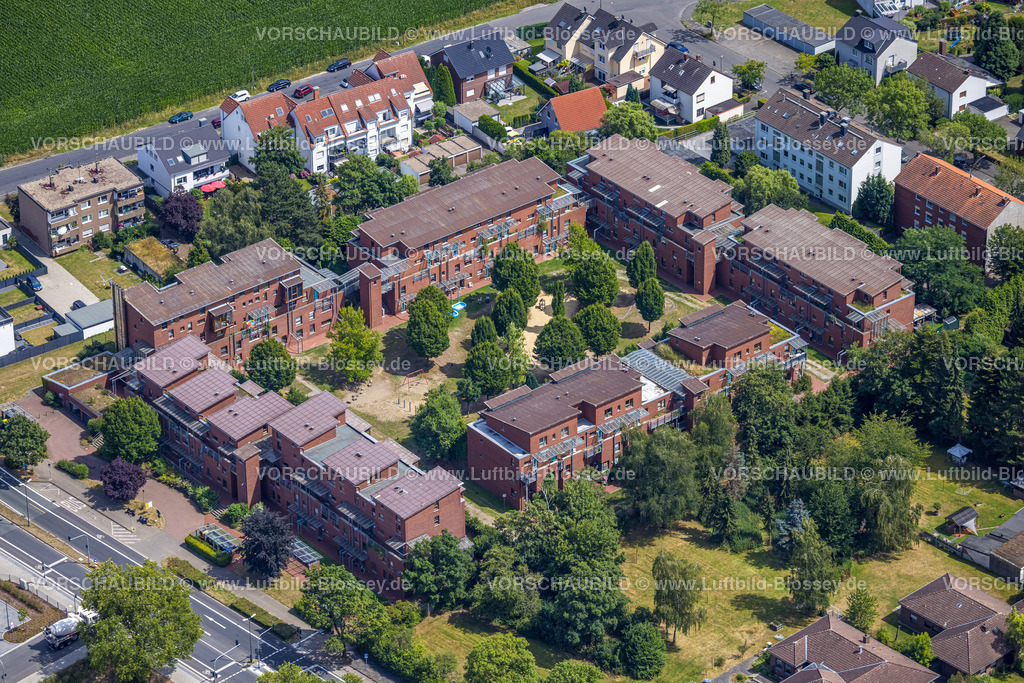 Castrop-Rauxel220706949 | Luftbild, Wohnanlage Oberste Vöhde mit Spielplatz im Innenhof, Rauxel, Castrop-Rauxel, Ruhrgebiet, Nordrhein-Westfalen, Deutschland