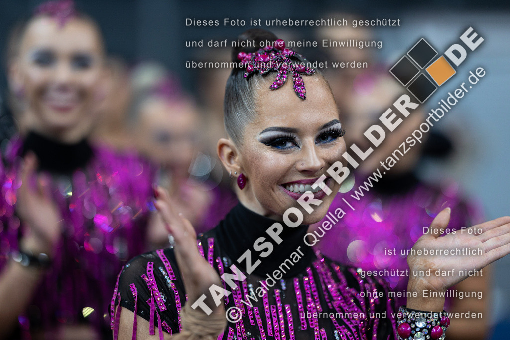 20230226-13310 | Hier finden Sie Tanz Bilder vom Latein und Standard Formationen tanzen. Sportbilder vom Tanzsport. Schöne Fotos und von Weltmeisterschaft, Europameisterschaft, Bundesliga, Regionalliga, Oberliga und Landesliga sowie von GOC Stuttgart, DanceComp, WM Bremen