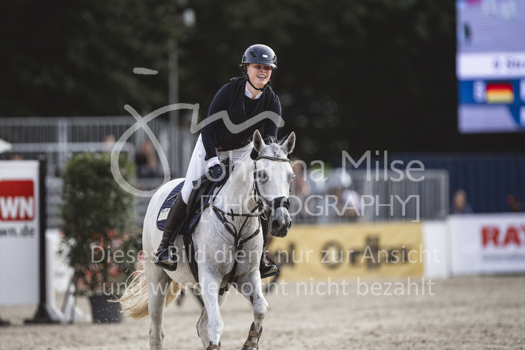 240829_TdS_PonyTrophy-143 | Deine schönsten Turniermomente als professionelle Fotos! Entdecke hochwertige Pferdesport-Fotografie im Online-Shop. Jetzt Fotos finden & bestellen!