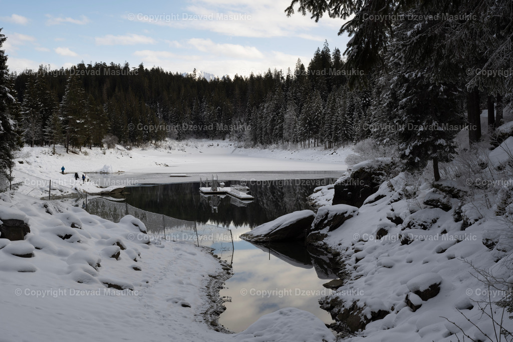 Caumasee | Spaziergang im Winter am Caumasee - Realisiert mit Pictrs.com