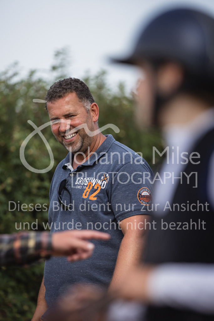 230624_PfSpTa_Youngster-S-347 | Deine schönsten Turniermomente als professionelle Fotos! Entdecke hochwertige Pferdesport-Fotografie im Online-Shop. Jetzt Fotos finden & bestellen!