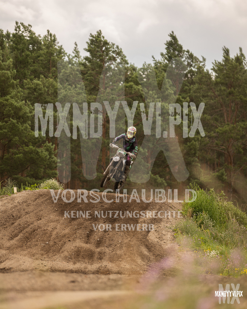 866A1621 | mxndyyvipix