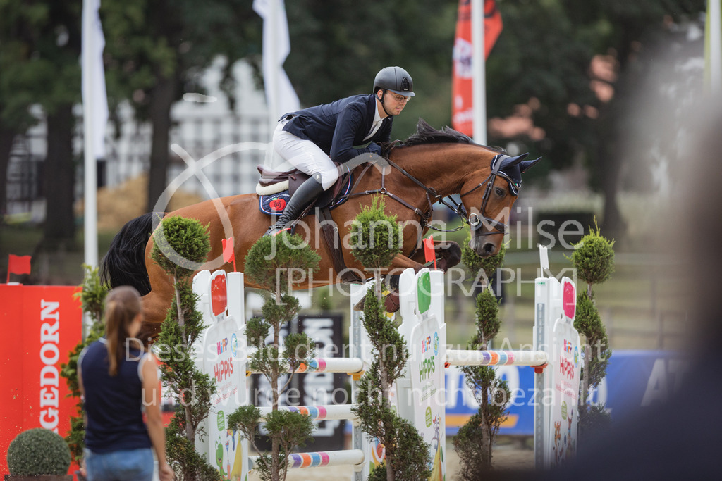 220729_BHO_GT_M2-Spr_2-740 | Deine schönsten Turniermomente als professionelle Fotos! Entdecke hochwertige Pferdesport-Fotografie im Online-Shop. Jetzt Fotos finden & bestellen!