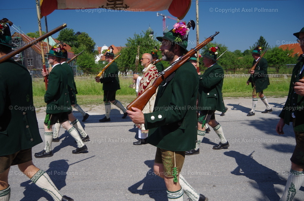 IMGP4588 | fotografiert von Axel PollmannLeonhardi Wallfahrt Benediktbeuern und Murnau, Fronleichnam, Fasching, Landschaft im Loisachtal und Benediktbeuern  - Realisiert mit Pictrs.com