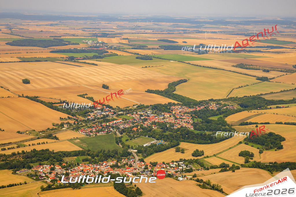 Luftbild Vs Google Maps  Ulrichshalben  Ilmtal-Weinstraße -Das Luftbild wurde 2025 vom UL-Flugzeug heraus erstellt ( keine Drohnenluftbilder ) - Hochauflösende Luftaufnahme -Nicht vergleichbar mit Google Maps oder Satelittenbilder- Die Geschenkidee !Mit Lizenz und Bildrechte bestellbar