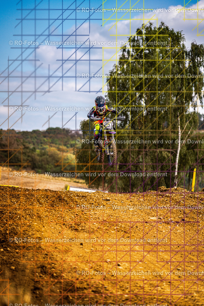 Sechshelden 2026 Sonntag  -2626 | Sportfotografie von RO-Fotos: Motorsport, Motocross, Enduro, Laufveranstaltungen und Triathlon. Professionelle Fotos von Sportlern und Events. - Realisiert mit Pictrs.com