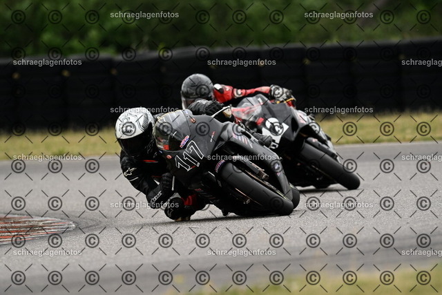 25bt02-1585 | markuskiefer.com - Realisiert mit Pictrs.com