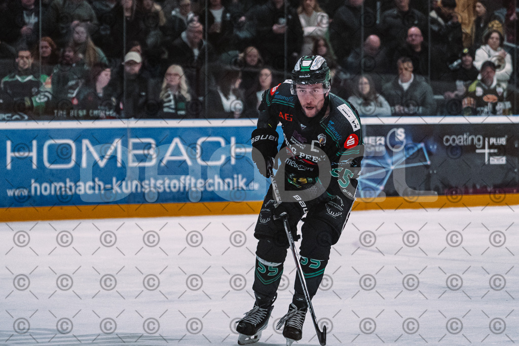 Alligators_vs_Fuessen_01_03_2026_PP-28 | Höchstadt Alligators Fotogalerie: Eishockey-Action aus Franken. Professionelle Spielfotos, Portraits & Stadionbilder zum Download. Jetzt entdecken! - Realisiert mit Pictrs.com