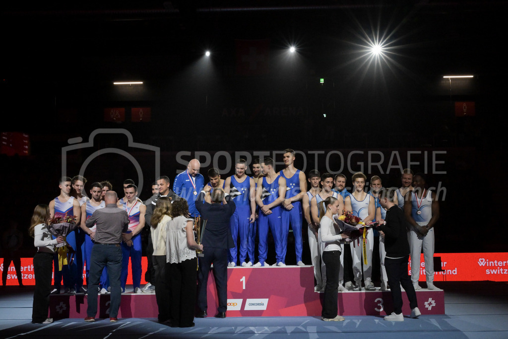 Schweizer Meisterschaften Kunstturnen Mannschaften Männer (A) - 22. November 2025 | Schweizer Meisterschaften Kunstturnen Mannschaften Männer (A)AXA Arena, WinterthurBild: Sportfotografie Markus Aeschimann | www.markus-aeschimann.ch - Realisiert mit Pictrs.com