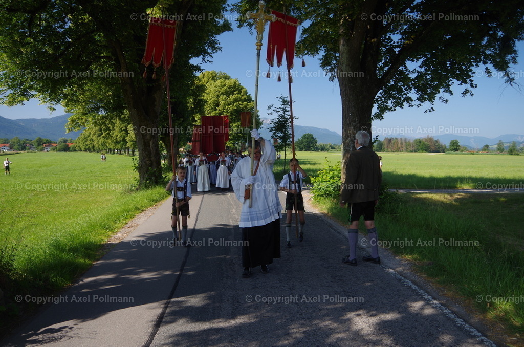IMGP4763 | fotografiert von Axel PollmannLeonhardi Wallfahrt Benediktbeuern und Murnau, Fronleichnam, Fasching, Landschaft im Loisachtal und Benediktbeuern  - Realisiert mit Pictrs.com