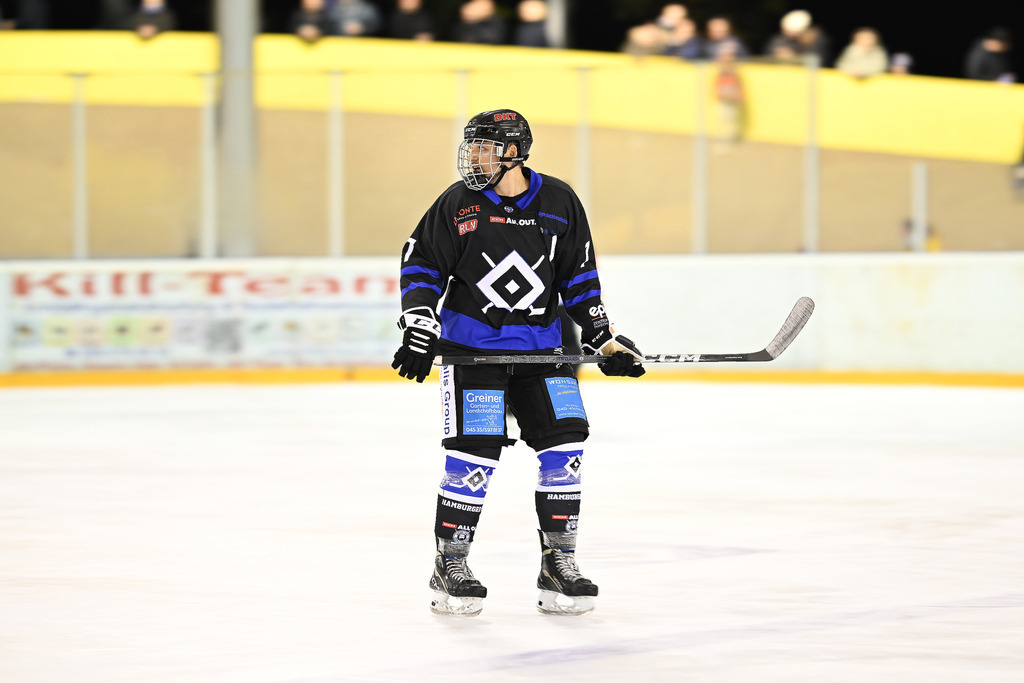 Eishockey I Herren I Saison 2023-2024 I Regionalliga Nord I 4. Spieltag I Hamburger SV - CE Timmendorf | Der Sportfotograf. - Realisiert mit Pictrs.com