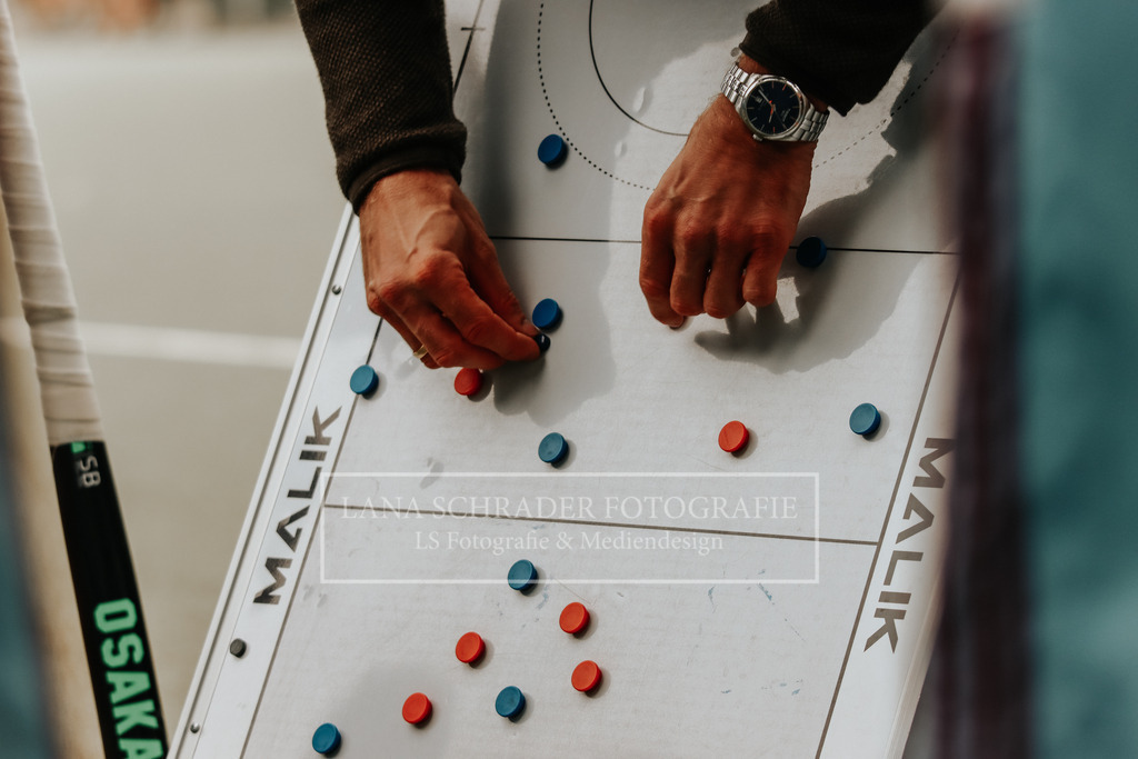 Herren_Bundesliga_02_F_RWK-UHC_21.09.25_Köln (192 von 471) | lanaschraderfotografie - Realisiert mit Pictrs.com