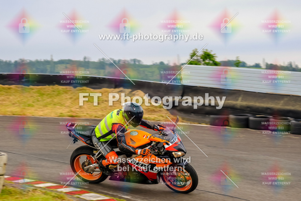 OBK-5959 | Hier findet Ihr Bilder von Touristenfahrten auf der Nürburgring Nordschleife oder von anderen Veranstaltungen die ich besucht habe. Viel Spass beim Durch Schauen 