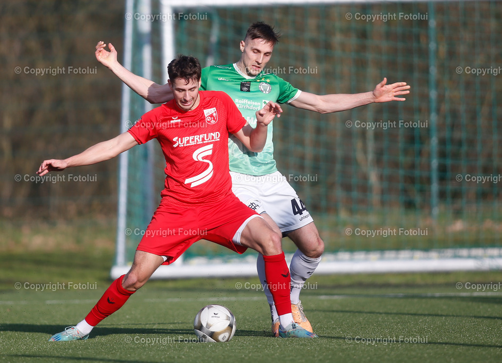 A_LUI_02032024_30 | SPORT,FUSSBALL LT1 OOE LIGA ASKOE OEDT-SV HAIDLMAIR GRUEN WEISS MICHELDORF 02.03.2024 IM BILD: GASPER KORITNIK (OEDT) UND MARIO BILJESKO (MICHELDORF) FOTO:FOTOLUI