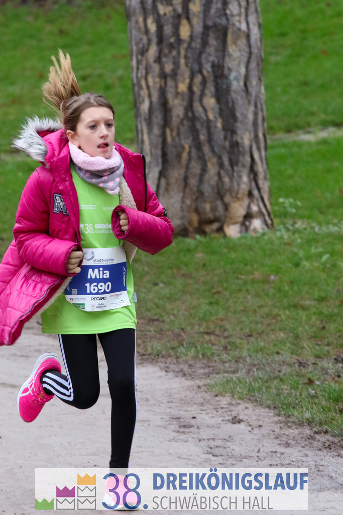 1700m Stadtwerke Jugendlauf | 3 Koenigslauf 2024 1700m Stadtwerke Jugendlauf - Realisiert mit Pictrs.com