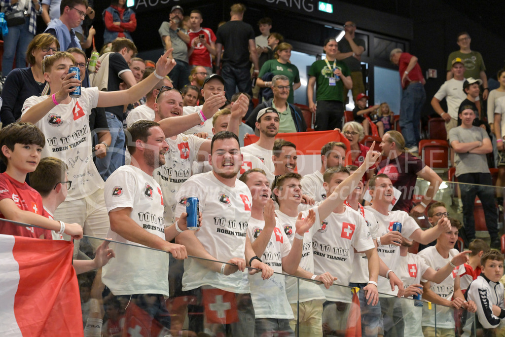Men's 3v3 WFC 2025 - Championship Final - Switzerland v Ukraine | Swiss supporters, during Men's 3v3 WFC 2025 - Championship Final, Switzerland: 03.05.2025, Winterthur, AXA ArenaEvent page: <a href="https://www.u19wfc2025.ch/">www.u19wfc2025.ch</a>Credit: Markus Aeschimann, <a href="https://markus-aeschimann.ch">markus-aeschimann.ch</a>Instagram: <a href="https://instagram.com/sportfotografie.aeschimann">@sportfotografie.aeschimann</a> - Realisiert mit Pictrs.com