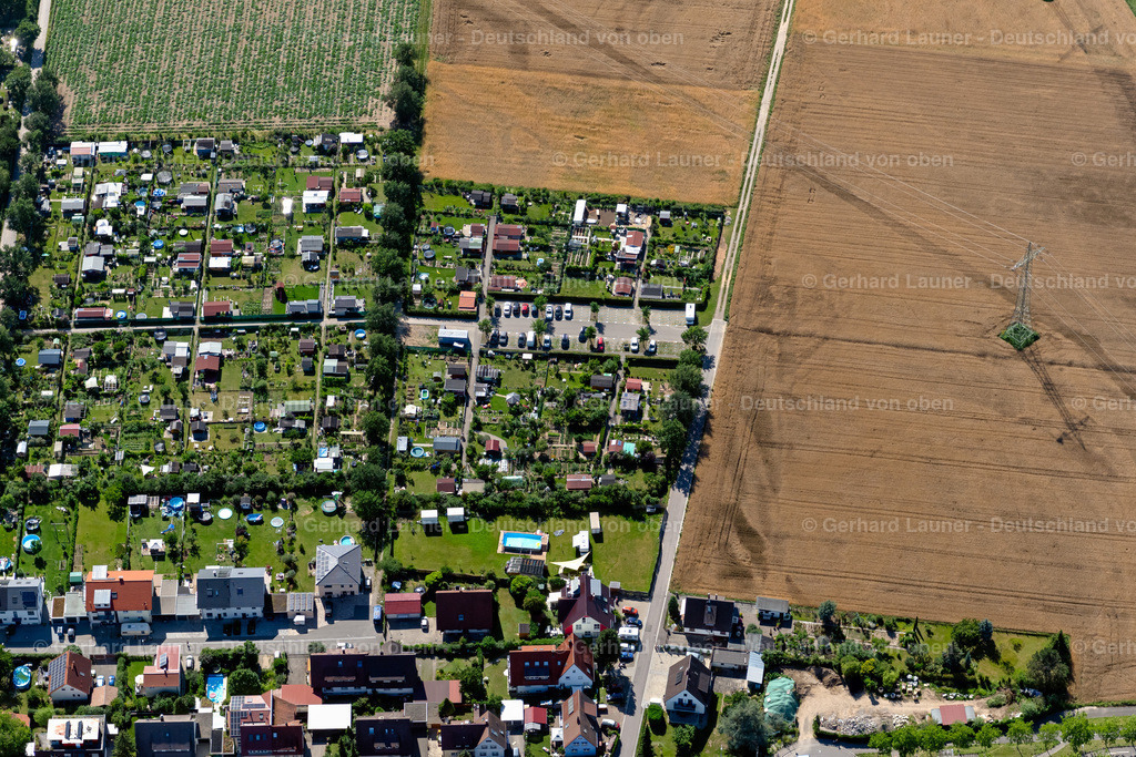 4033833 | SANKT GEORGEN 30.06.2020 Parzellen einer Kleingartenanlage  in Sankt Georgen im Bundesland Baden-Württemberg, Deutschland // Parcel of a small garden  in Sankt Georgen in the state Baden-Wuerttemberg, Germany Foto: Gerhard Launer