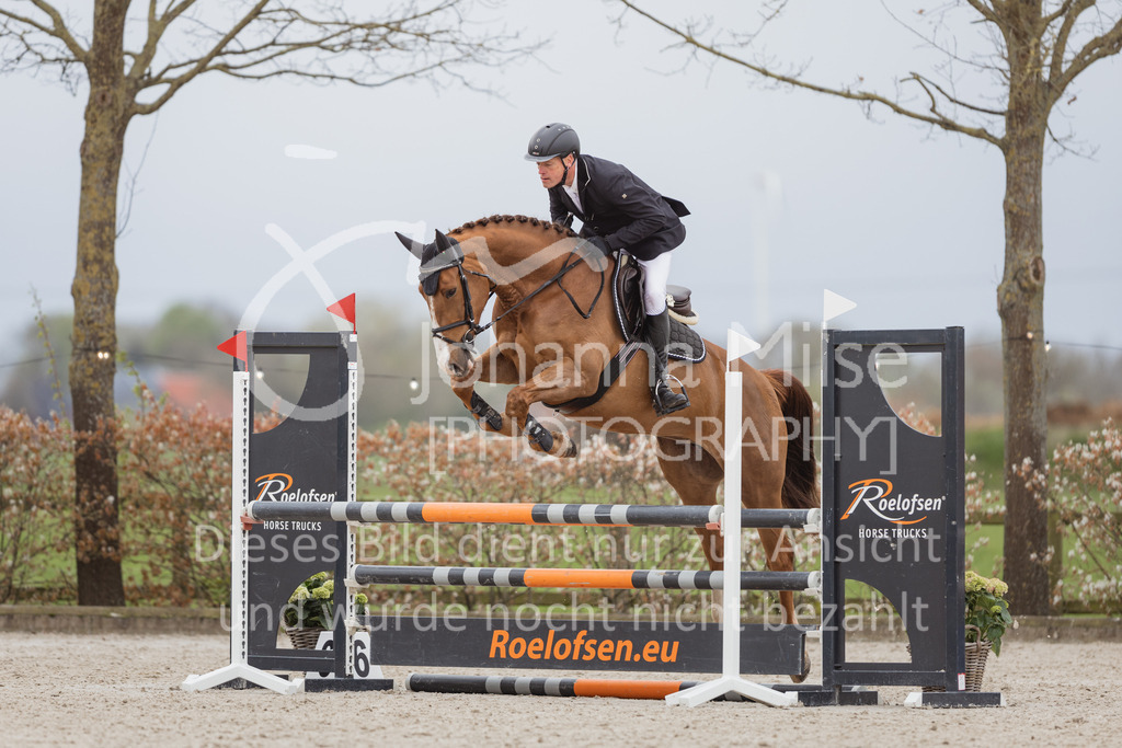 230425_Lemwerder_SprPf-A2St-278 | Deine schönsten Turniermomente als professionelle Fotos! Entdecke hochwertige Pferdesport-Fotografie im Online-Shop. Jetzt Fotos finden & bestellen!