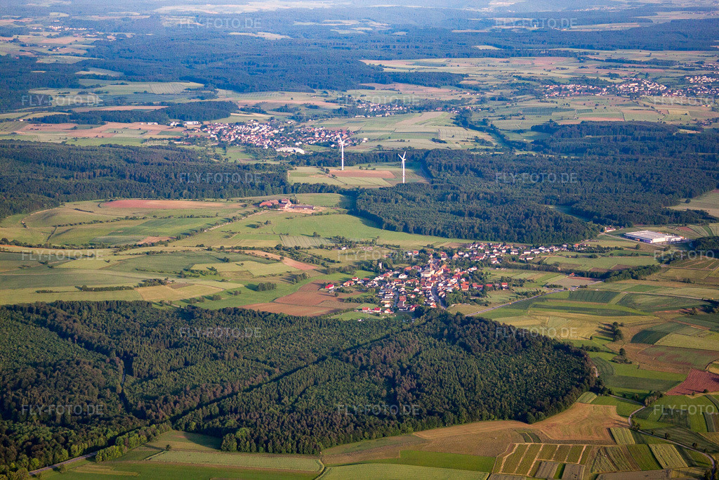 Luftbild: Ortsansicht von Norden im Ortsteil Waldhausen in Buchen im Bundesland Baden-Württemberg in Deutschland. Foto: IMG_66309.jpg vom 30.05.2014 durch Werner Riehm/FLY-FOTO.de