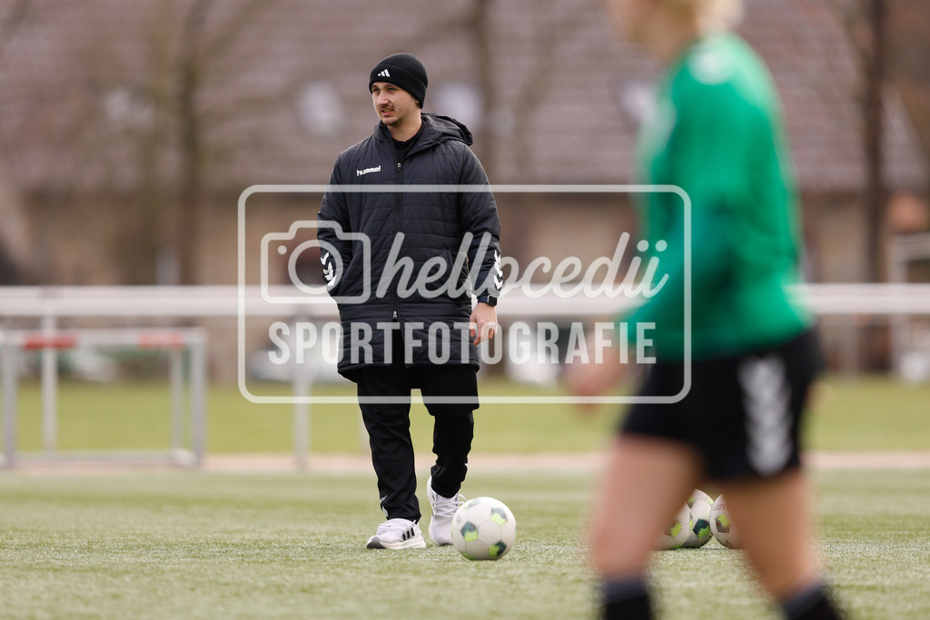 Fußball I Frauen I Saison 2025-2026 I Oberliga Niedersachsen I 16. Spieltag I BW Hollage - TuS Büppel I 15.03.2026-9 | realhellocedii - Realisiert mit Pictrs.com