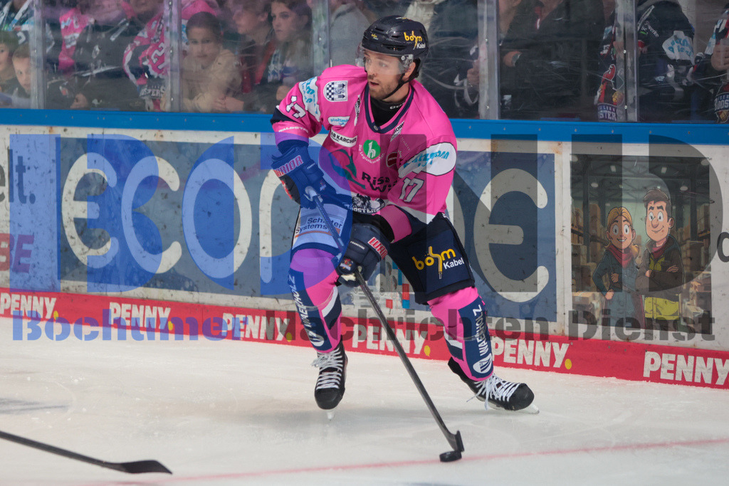 SES_ISEDRE20251010-7 | bond - Realisiert mit Pictrs.com