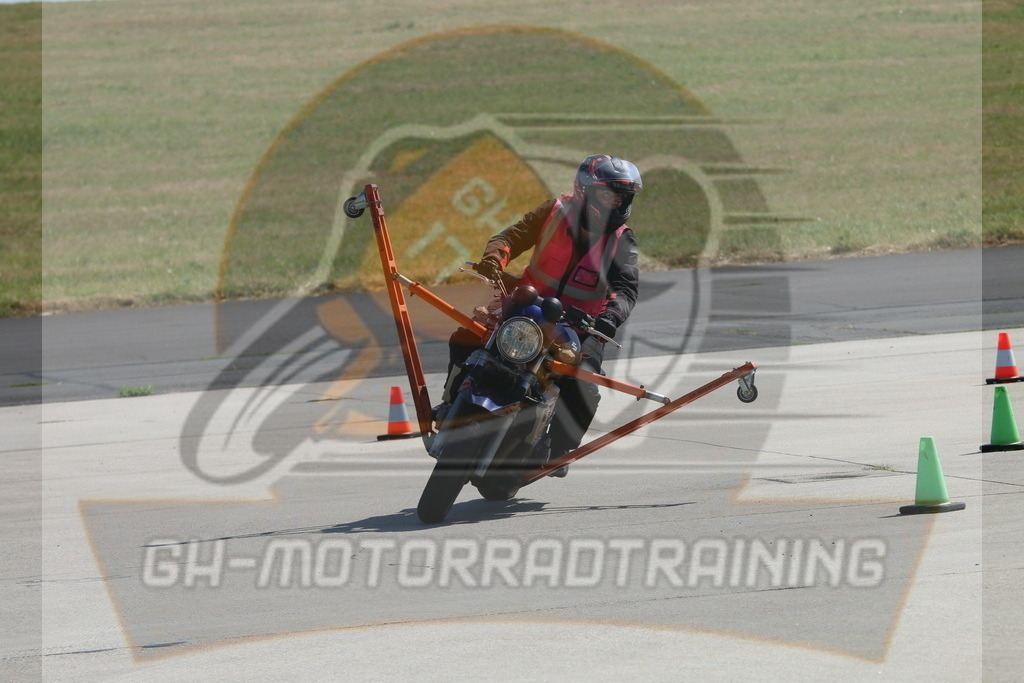 IMG_3568 | gh-motorradtraining-foto.de - Realisiert mit Pictrs.com