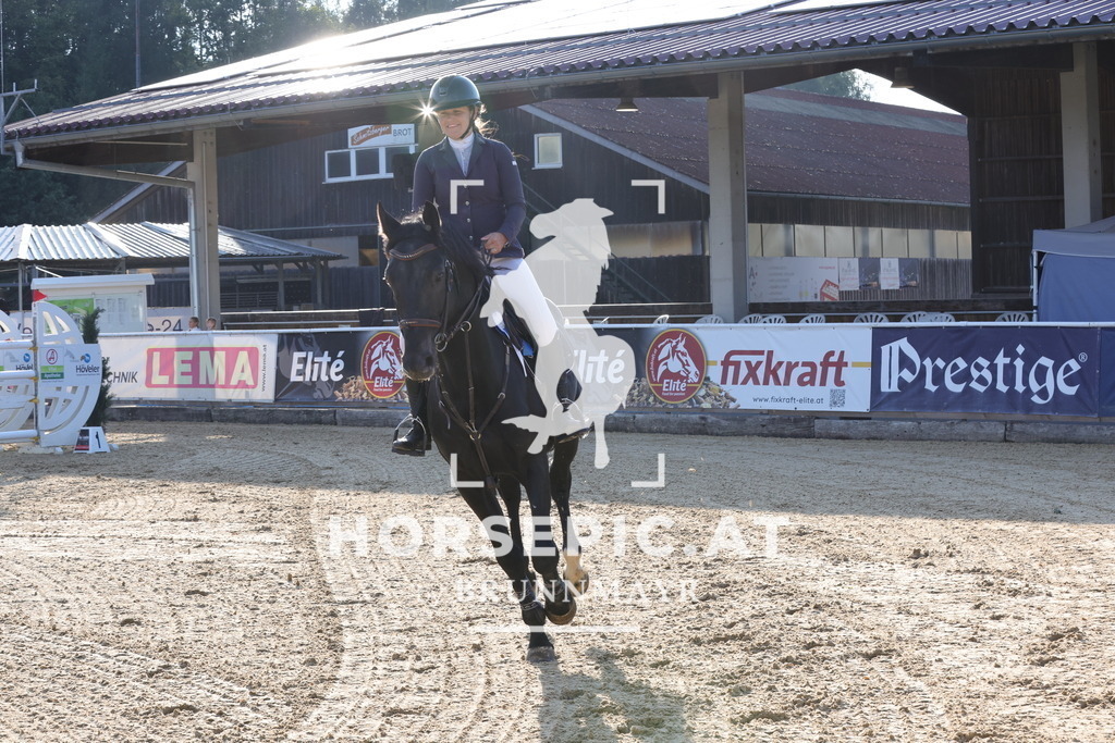 0P6A8379 | Willkommen bei Brunnmayr - Design & Fotografie – Ihrem Spezialisten für Reitturniere und Pferdeveranstaltungen in Oberösterreich, Salzburg und Bayern! Seit über 17 Jahren sind wir leidenschaftlich dabei.