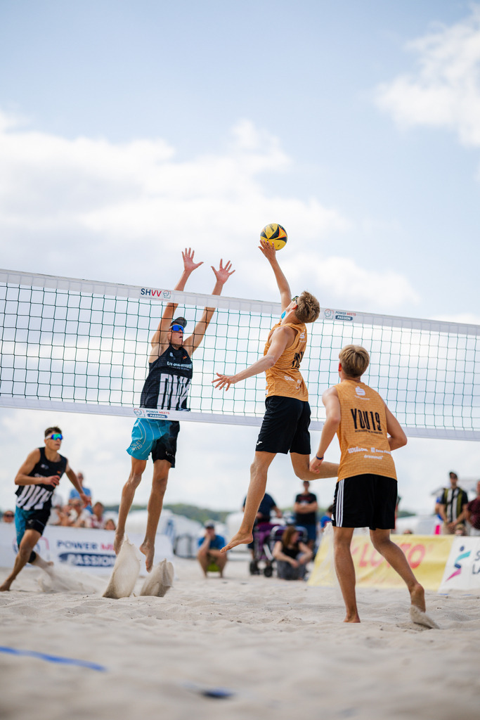Beachvolleyball I Saison 2026 I Deutsche Meisterschaft U19 I 3. Tag | Jasper Lorenz Fotografie - Realisiert mit Pictrs.com
