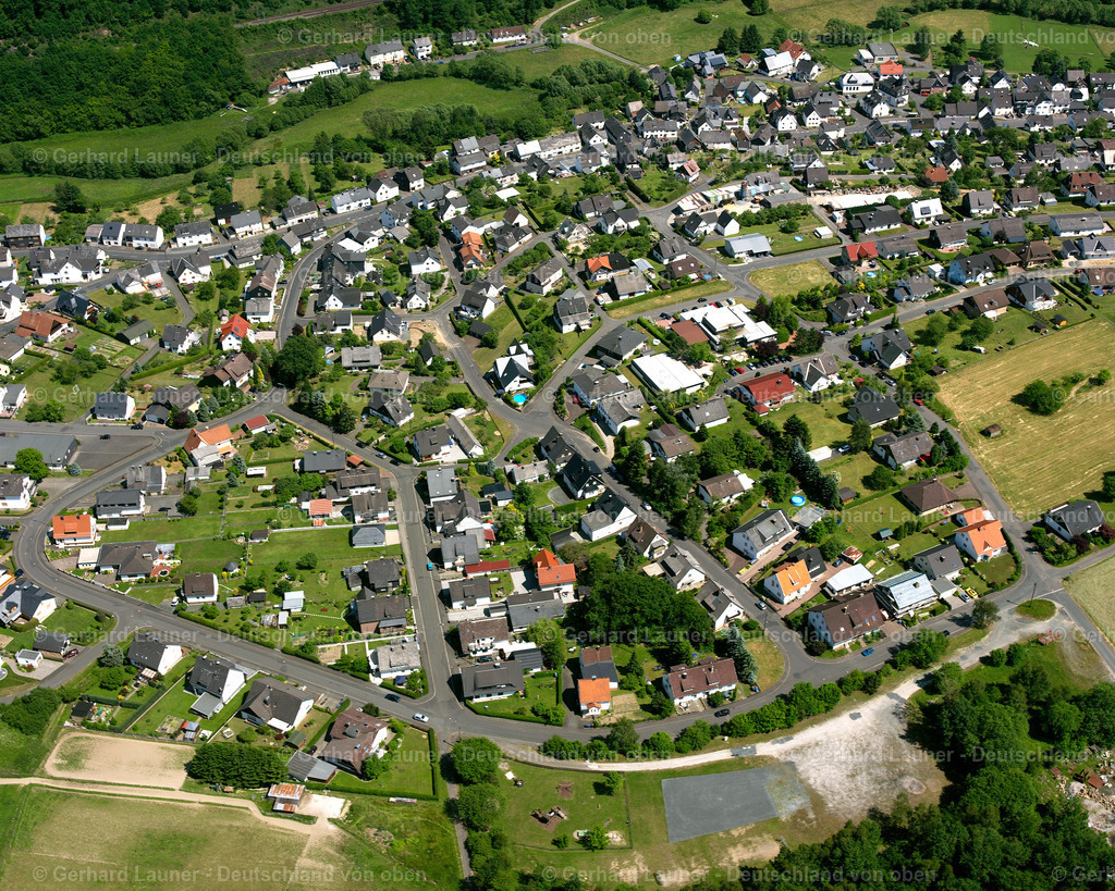 2611175 | FELLERDILLN 09.06.2006 Stadtansicht des Innenstadtbereiches  in Fellerdilln im Bundesland Hessen, Deutschland // City view on down town  in Fellerdilln in the state Hesse, Germany Foto: Gerhard Launer