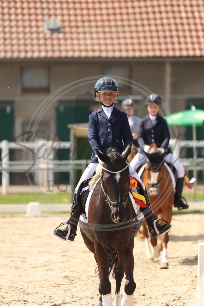 994A7402 | sabrinanicolaifotografie - Realisiert mit Pictrs.com