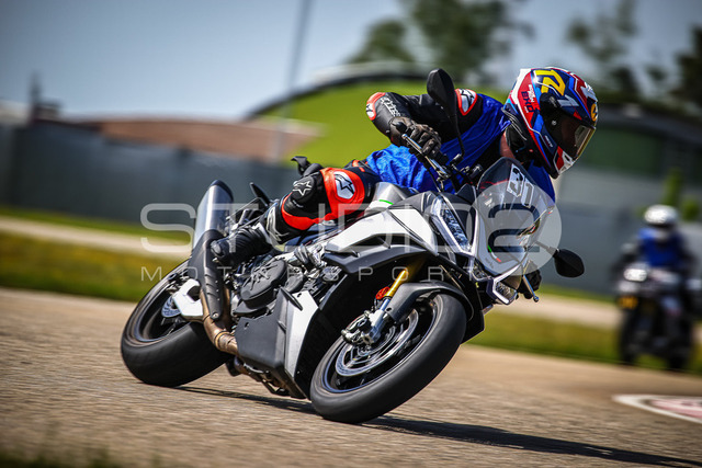 0031-250502_DCB-026_31 | Deine Full-Service-Agentur für ✔️Videoproduktionen und ✔️Motorsportfotografie Jetzt Angebot anfragen!