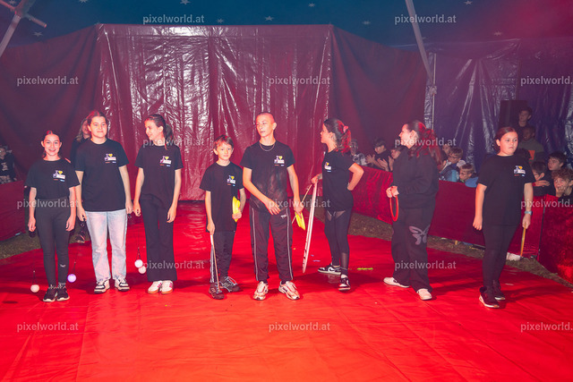 Zirkusvorstellung der MS Feldkirchen Digital | Bildershop von pixelworld.at - Realisiert mit Pictrs.com