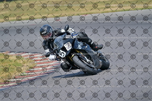 25bt04-1794 | markuskiefer.com - Realisiert mit Pictrs.com